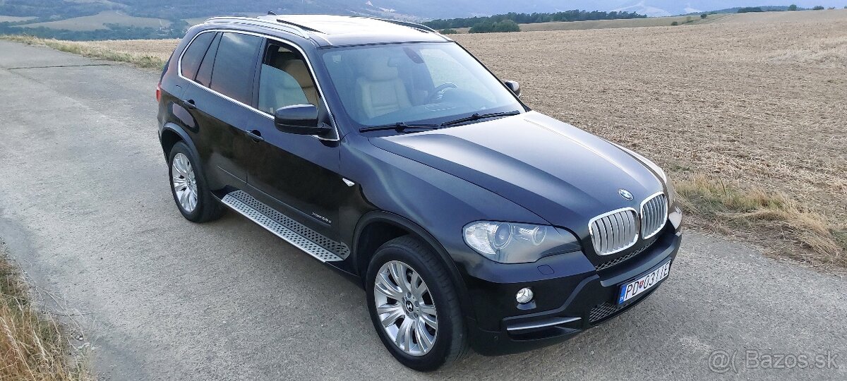 BMW X5 e70 BlackSapphire Metallic