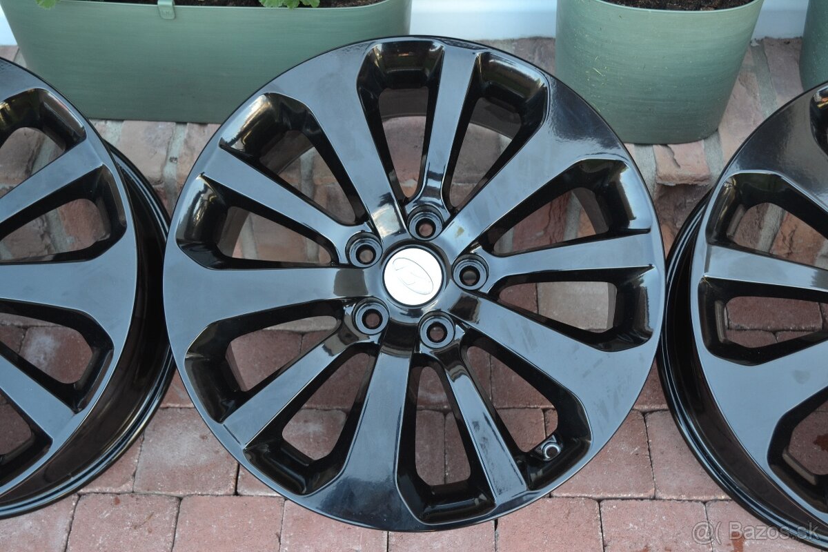 5x114.3 R18 Hlinikove disky Hyundai Santa Fe