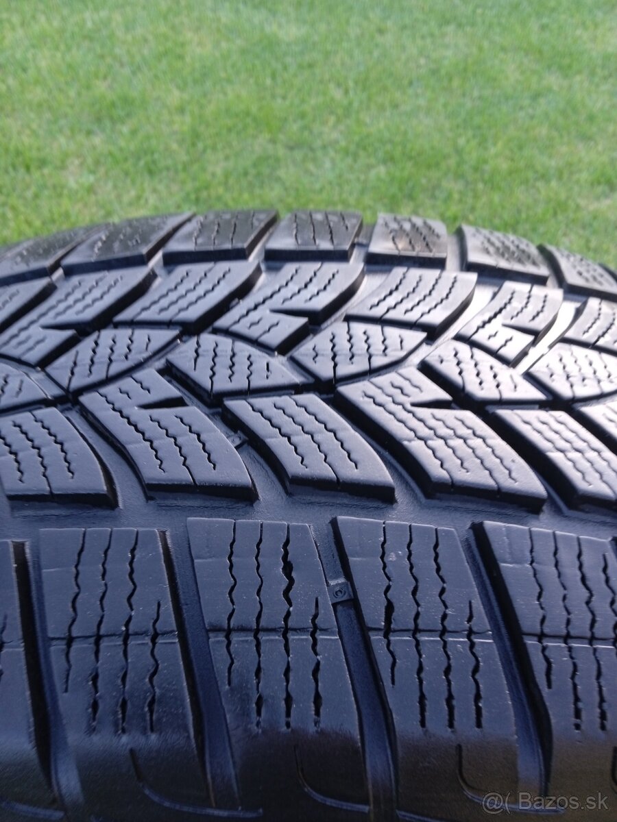 215/65 r17 zimné pneu.6,5 mm