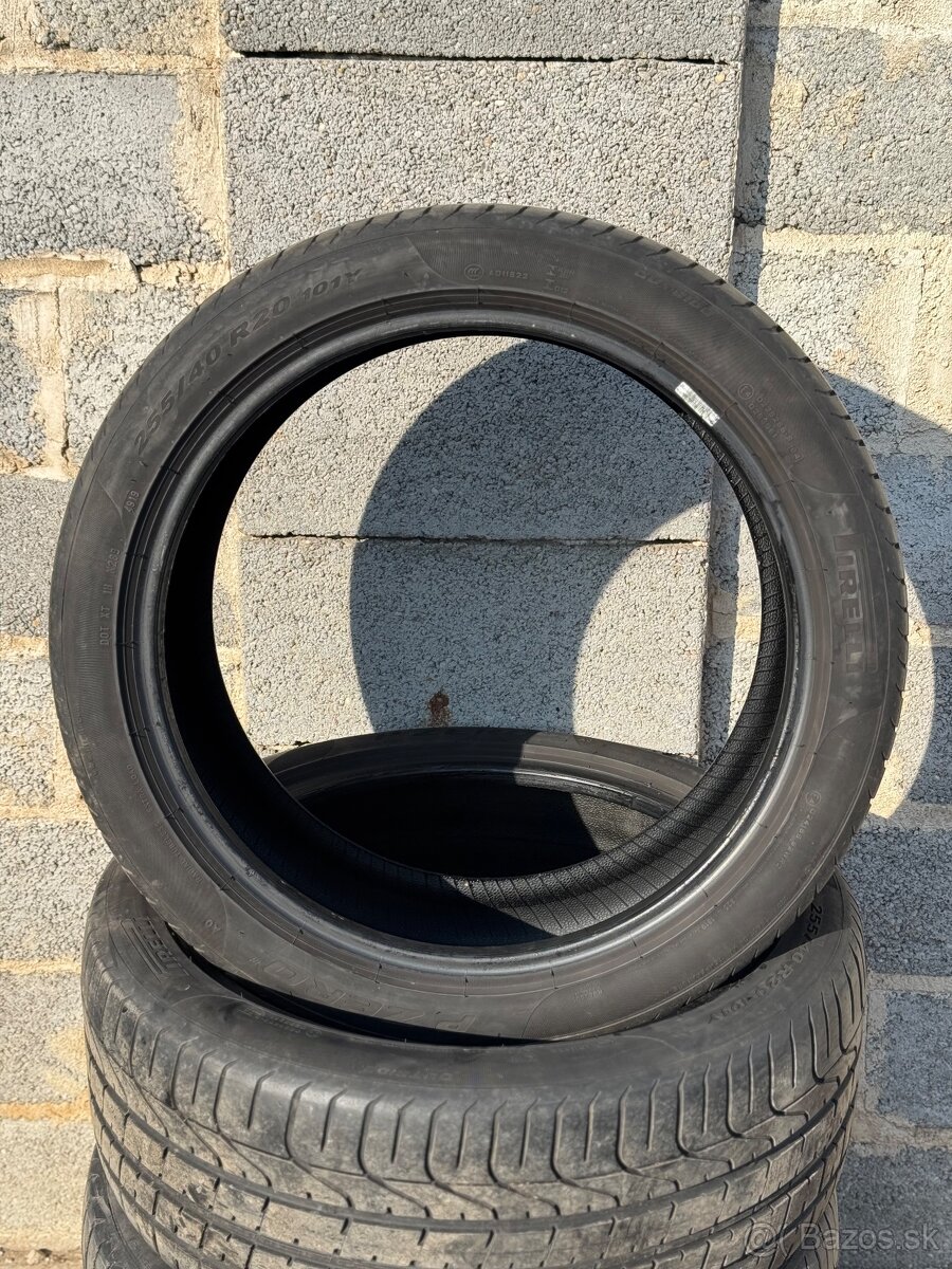 Pirelli PZERO 255/40 R20