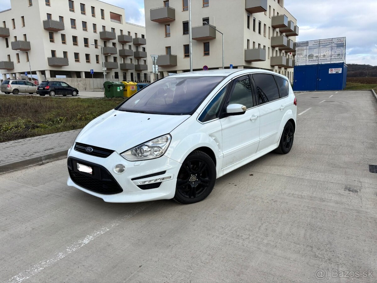 Ford S-Max 2.2 TDCi Titanium