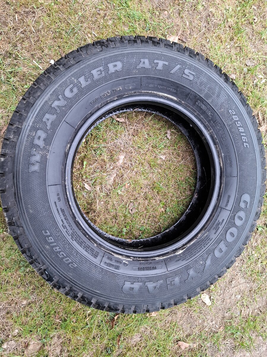 Goodyear Wrangler 205R16 ( 205/80 R16 ) 4ks