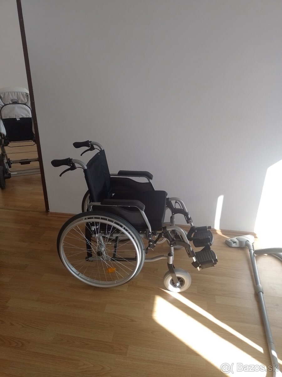 Predám invalidný vozík  v Nitre
