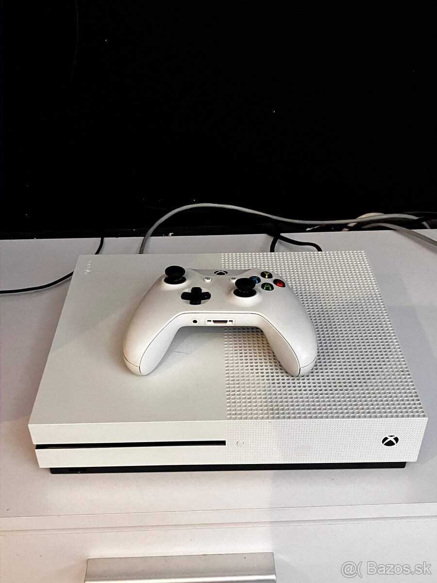 Xbox one s 1t