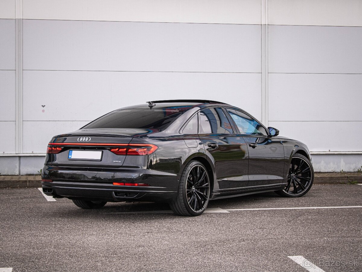 Audi A8 55 3.0 TFSI V6 Black, Soft-close, Head-up, webasto