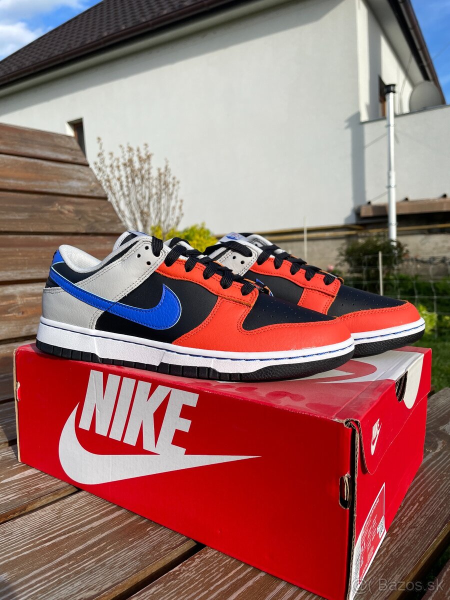 Nike Dunk Low EMB Knicks