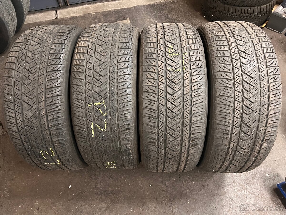 275/50R21