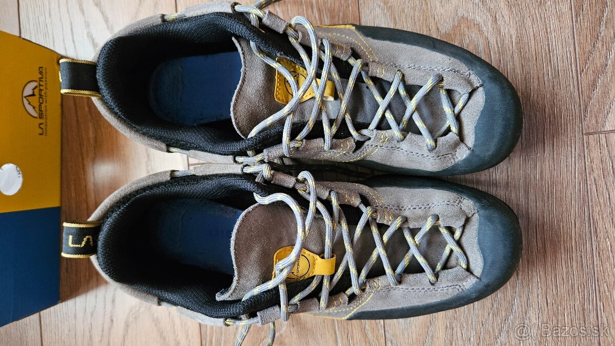 La SPORTIVA BOULDER X grey/yellow 43 1/3