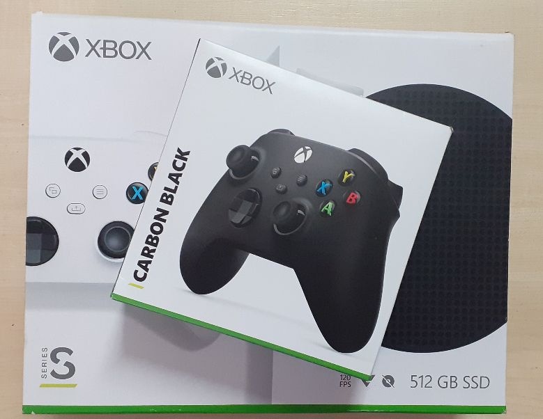 Xbox Series S ( 500GB) + Čierny bezdrôtový ovládač