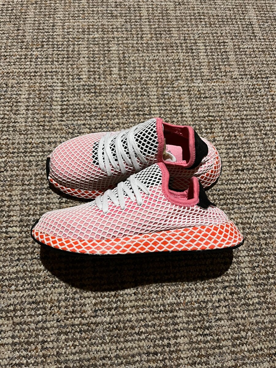 Adidas Deerupt, velikost 38