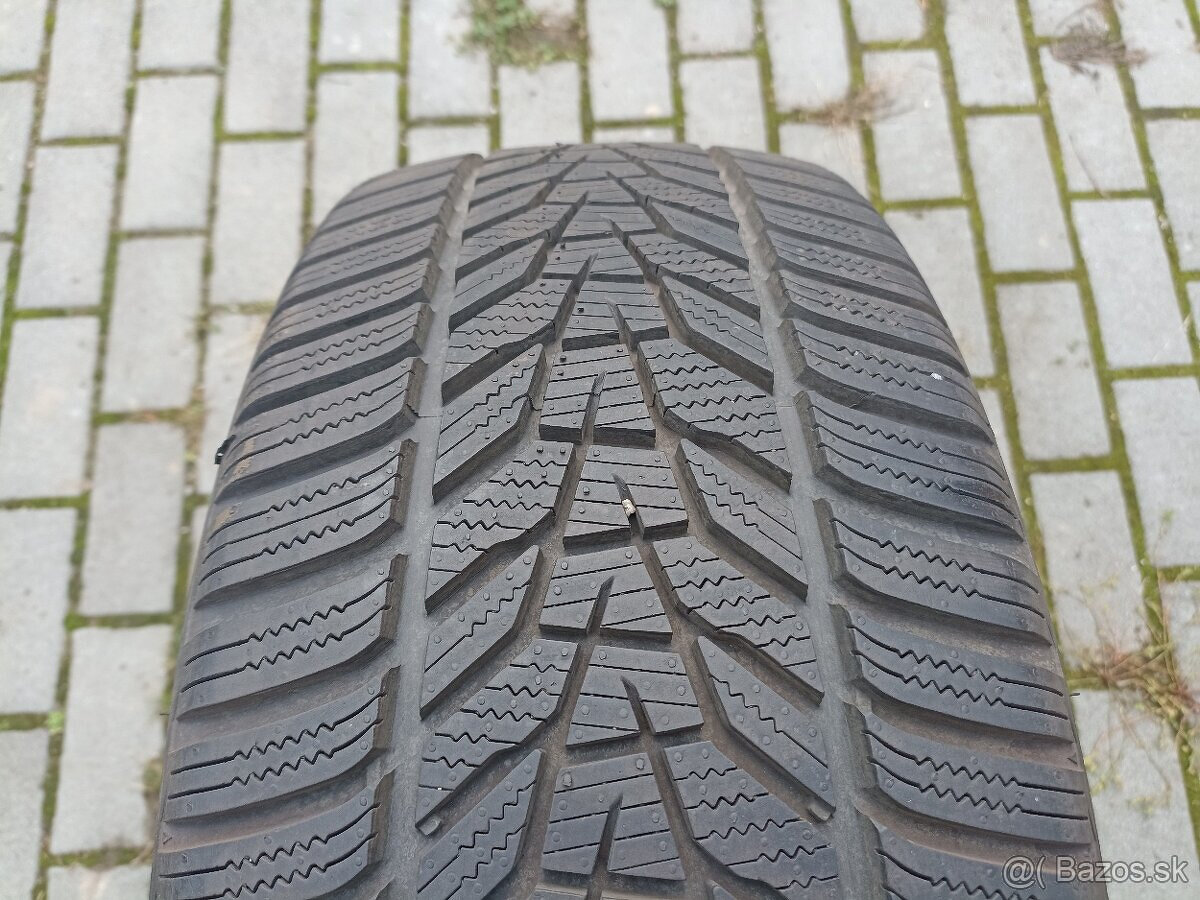 Zimné pneu Hankook Winter ICept EVO 3 225/45 R18 XL