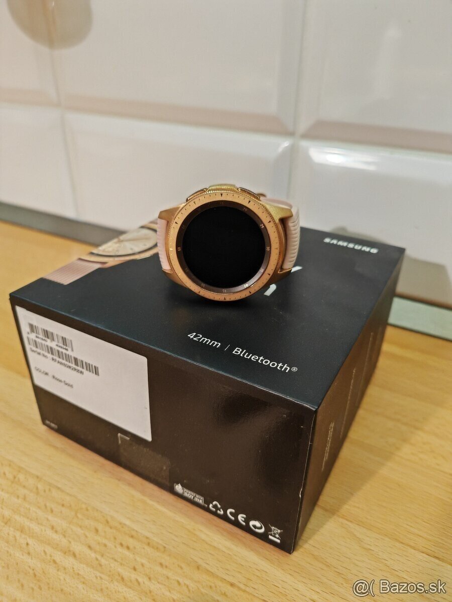 Predám Smart hodinky Samsung Watch 42mm zlaté