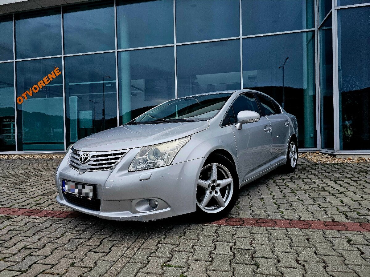 TOYOTA AVENSIS 2.0 D-4D●VYHRIEVANÉ SEDADLÁ ●BEZ INVESTÍCIÍ