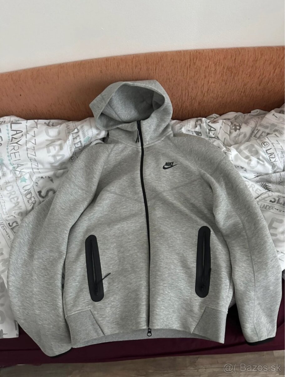 Mikina Nike tech fleece