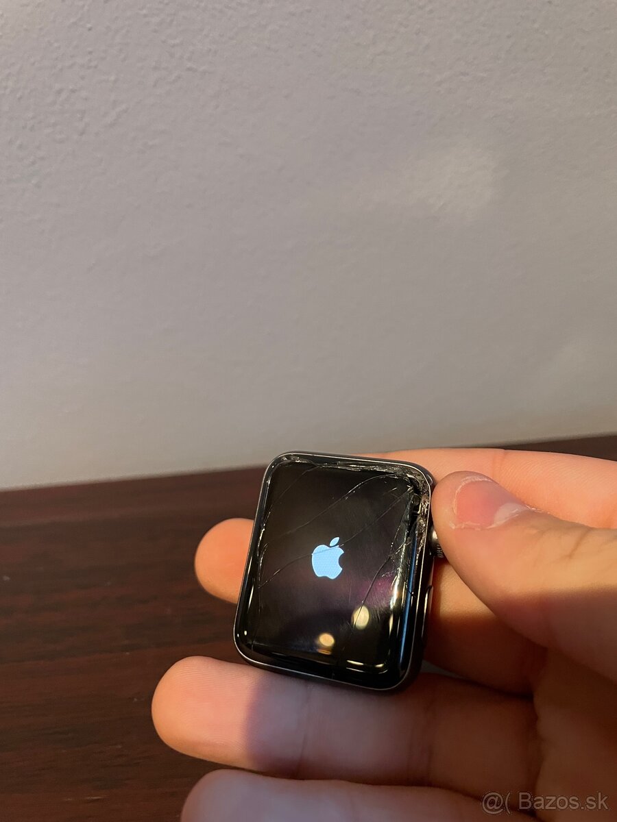 Apple Watch Series 3 ( S3 ) 42 mm