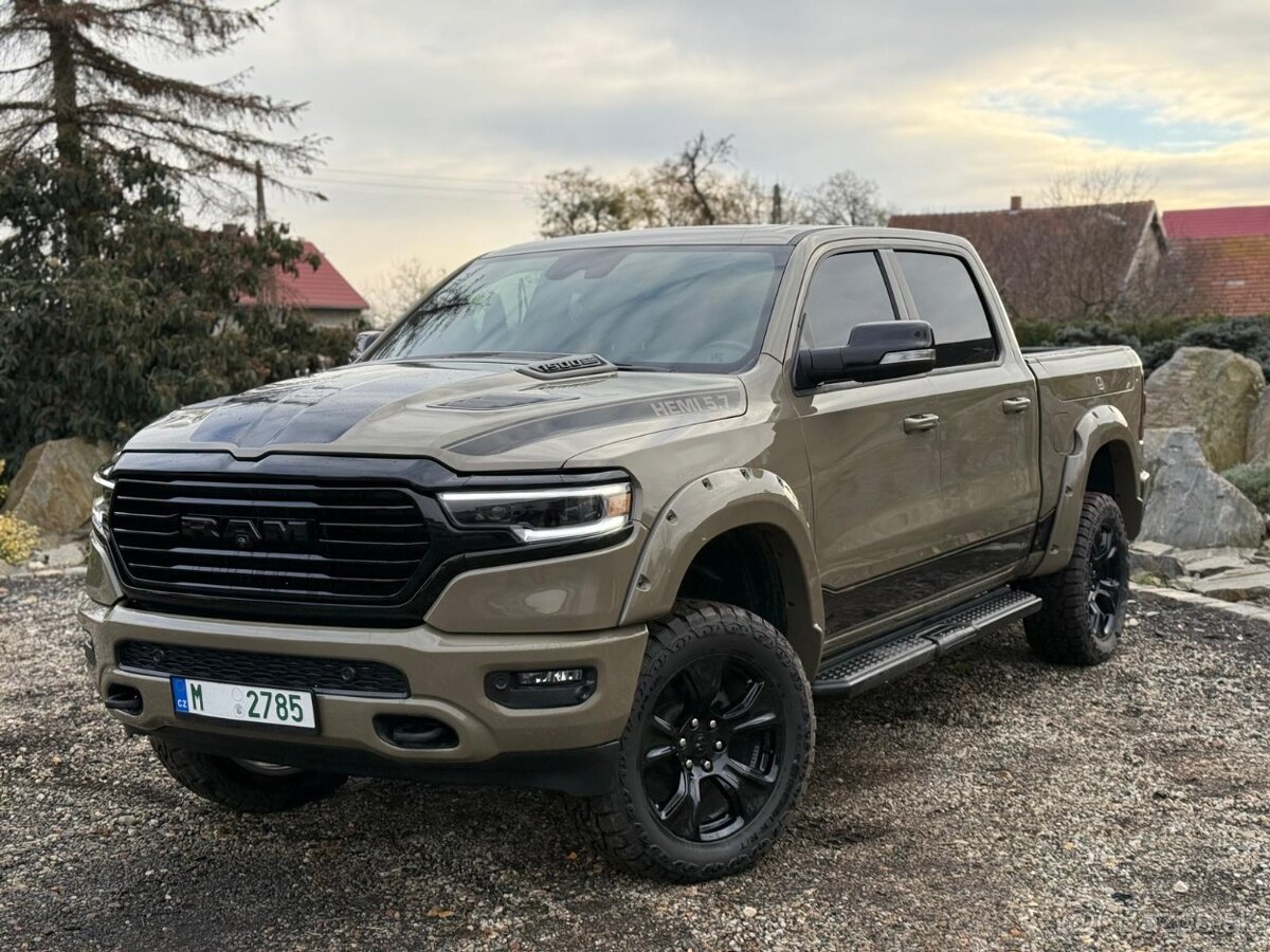 DODGE RAM 1500 5,7 HEMI LARAMIE 2022 RAM BOX