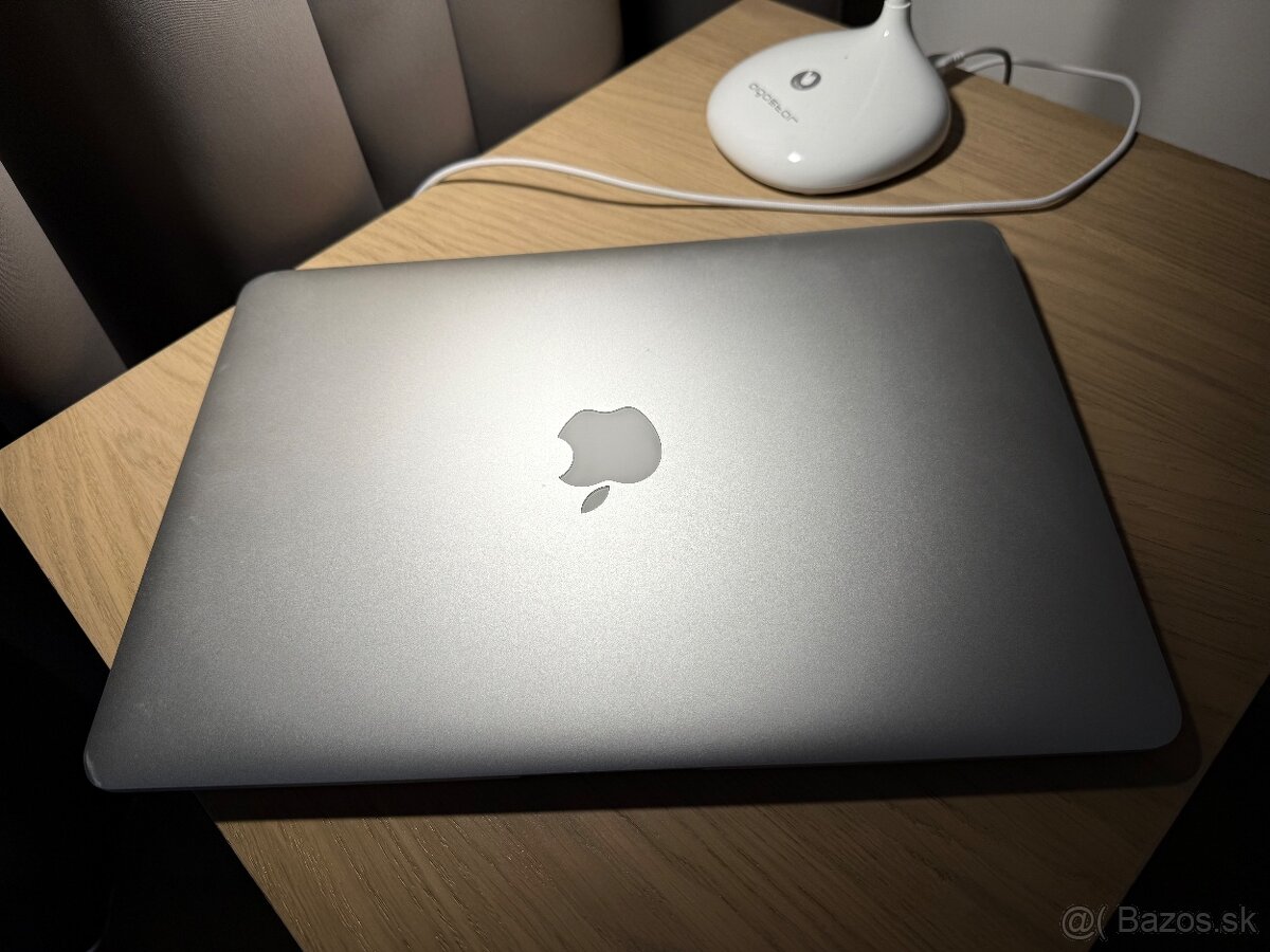 Macbook Air 2017 13“ 250 GB HDD