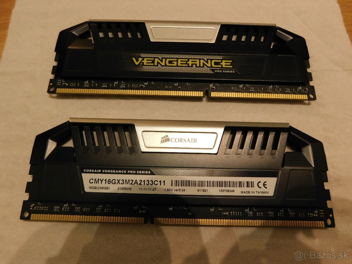 Corsair Vengeance 16 GB (2x 8 GB) 2133 MHz (CMY16GX3M2