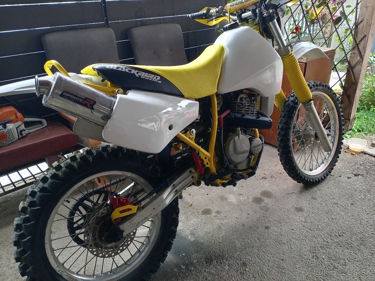 Suzuki dr350