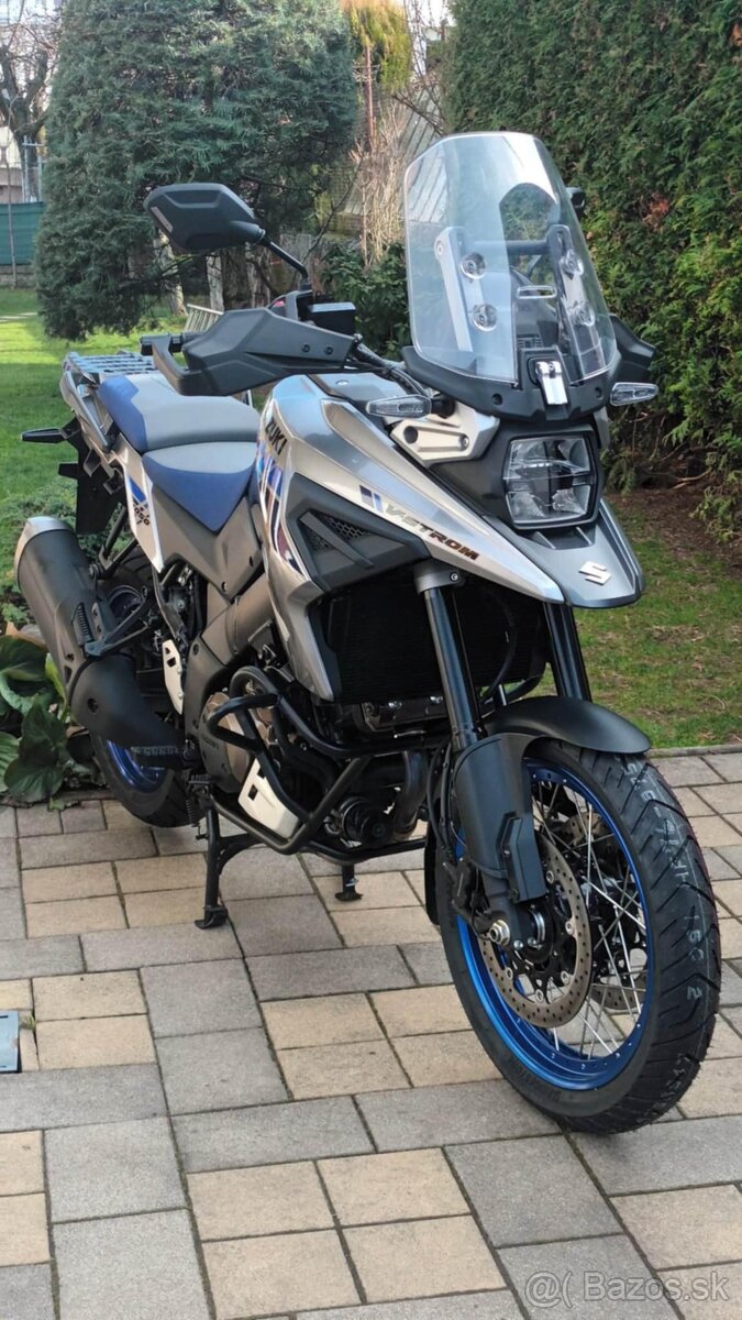 Suzuki V Strom 1050XT