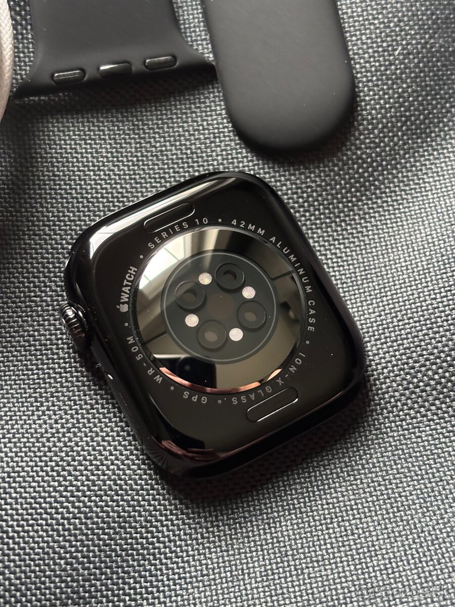 Apple Watch 10 42mm - Neaktivovane