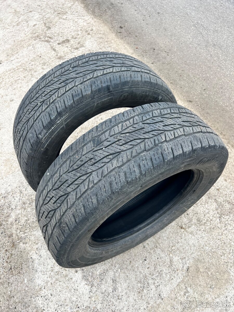 Predam 2x celorocne pneu Continental 255/60r18