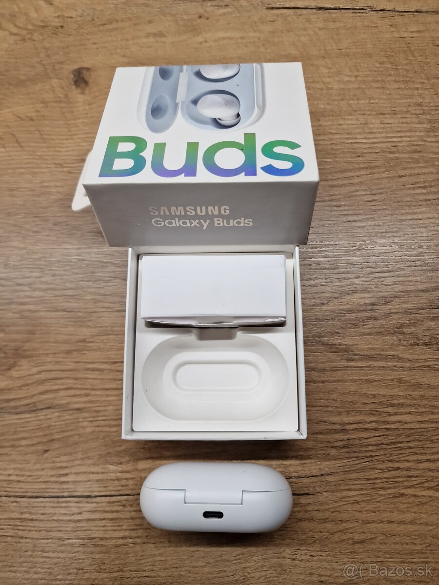 Predam sluchadla Samsung Galaxy Buds