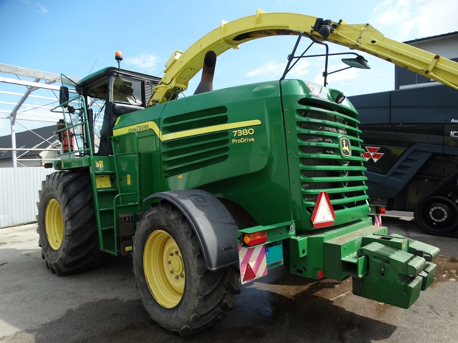 John Deere 7380