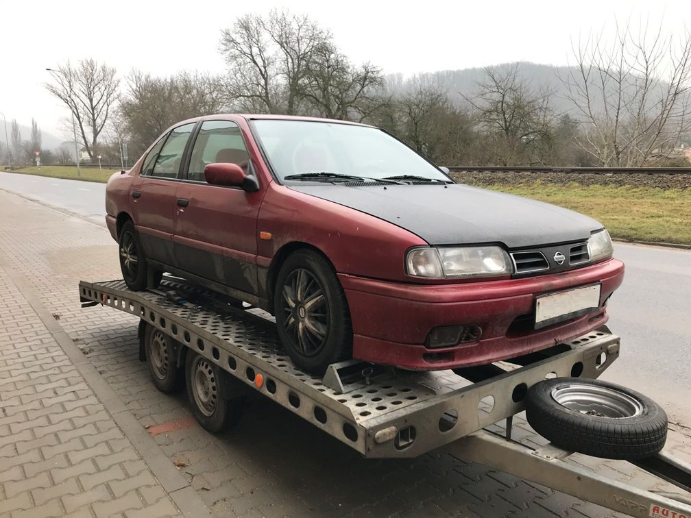 Nissan Primera P10 SLX 2.0i16v automat - náhradní díly