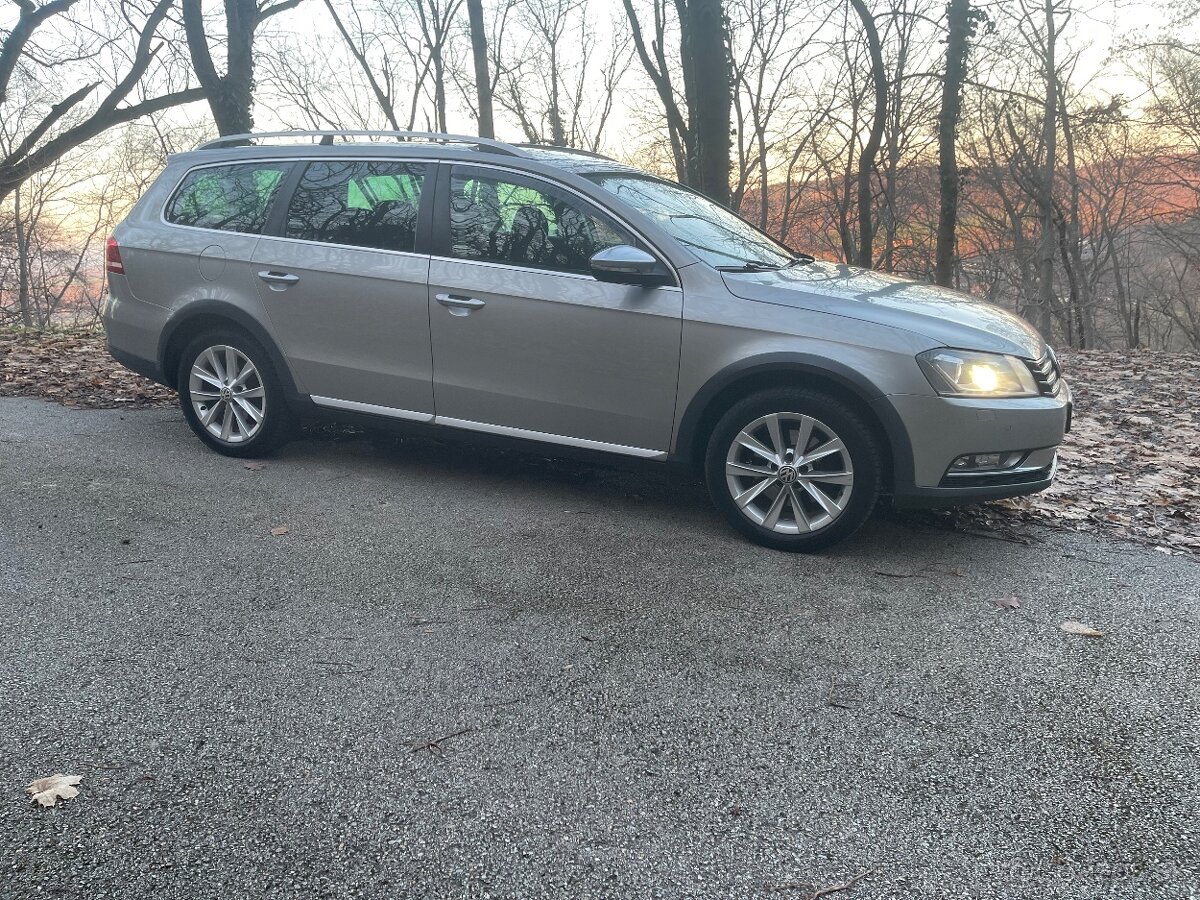 Volkswagen passat b7 Alltrack 2.0tdi 103kw