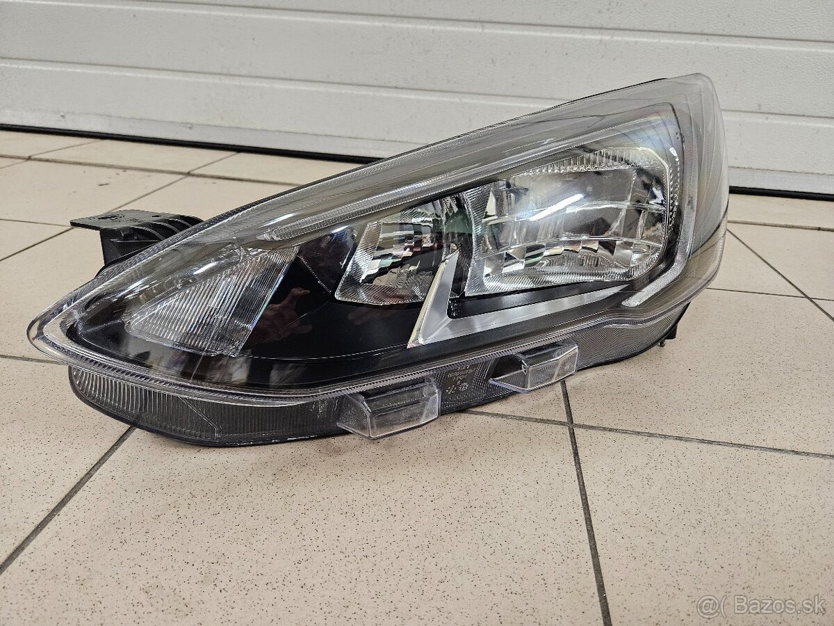 Ford Focus IV ľavé, predné svetlo LED