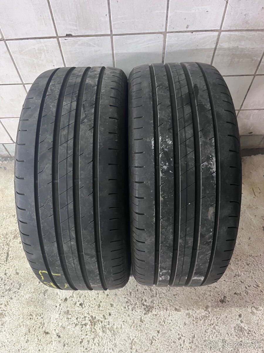 Pneu 225/45 R17