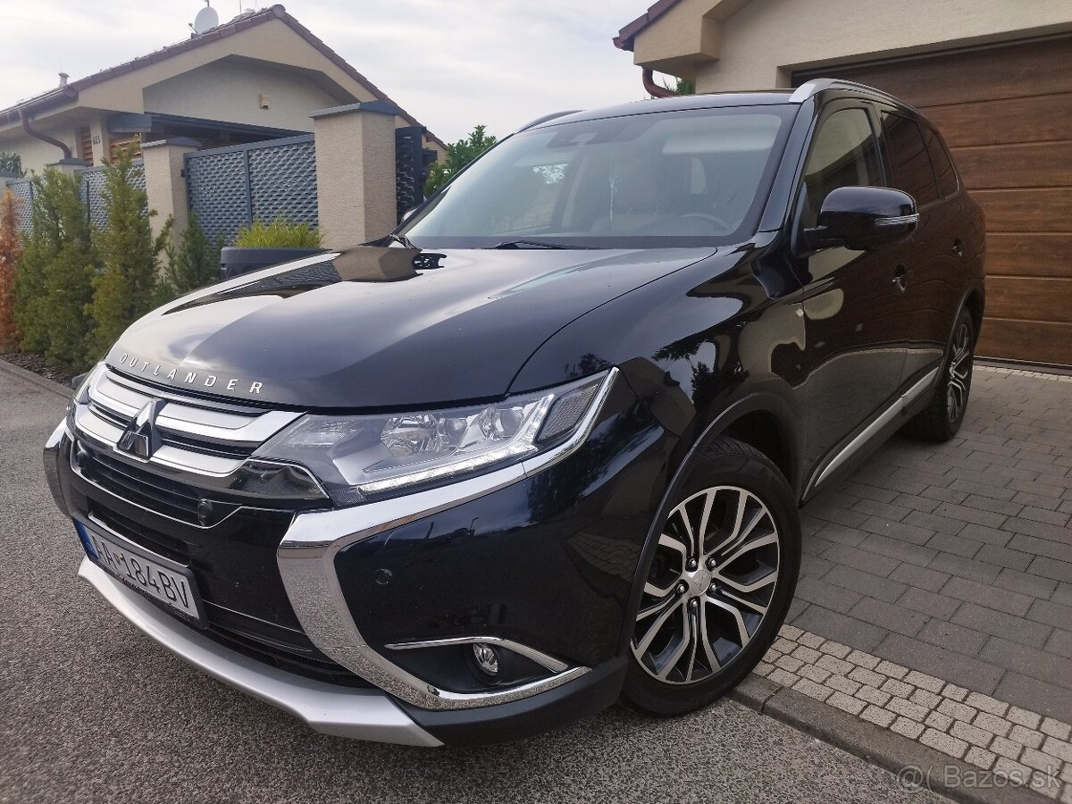 Mitsubishi outlander 2,2 DI-D 4x4  7 miestne, ťažné