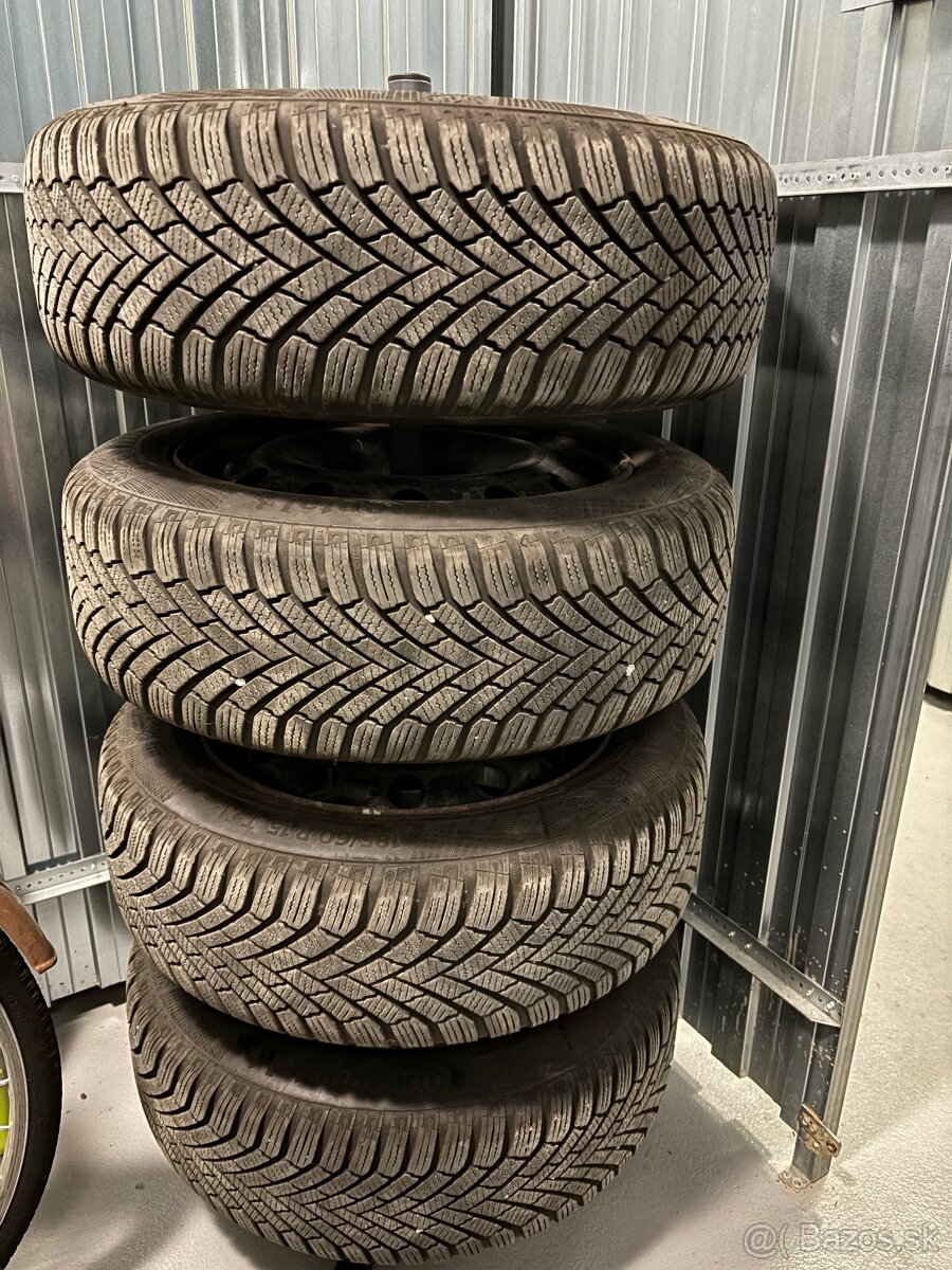 Zimné gumy 185/60 R15 + plechače škoda fabia