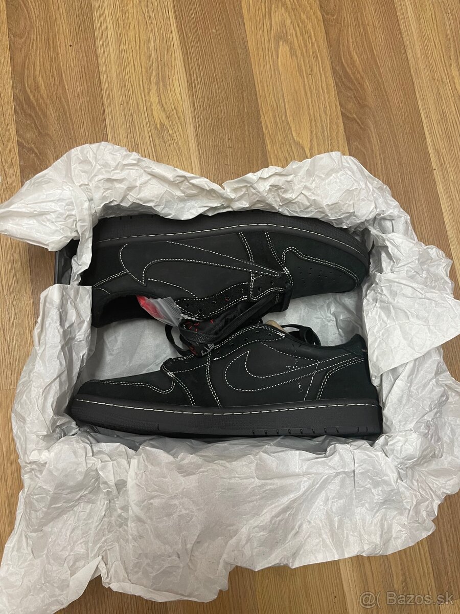 Travis Scott x Jordan 1 Retro Low OG SP “Black Phantom”