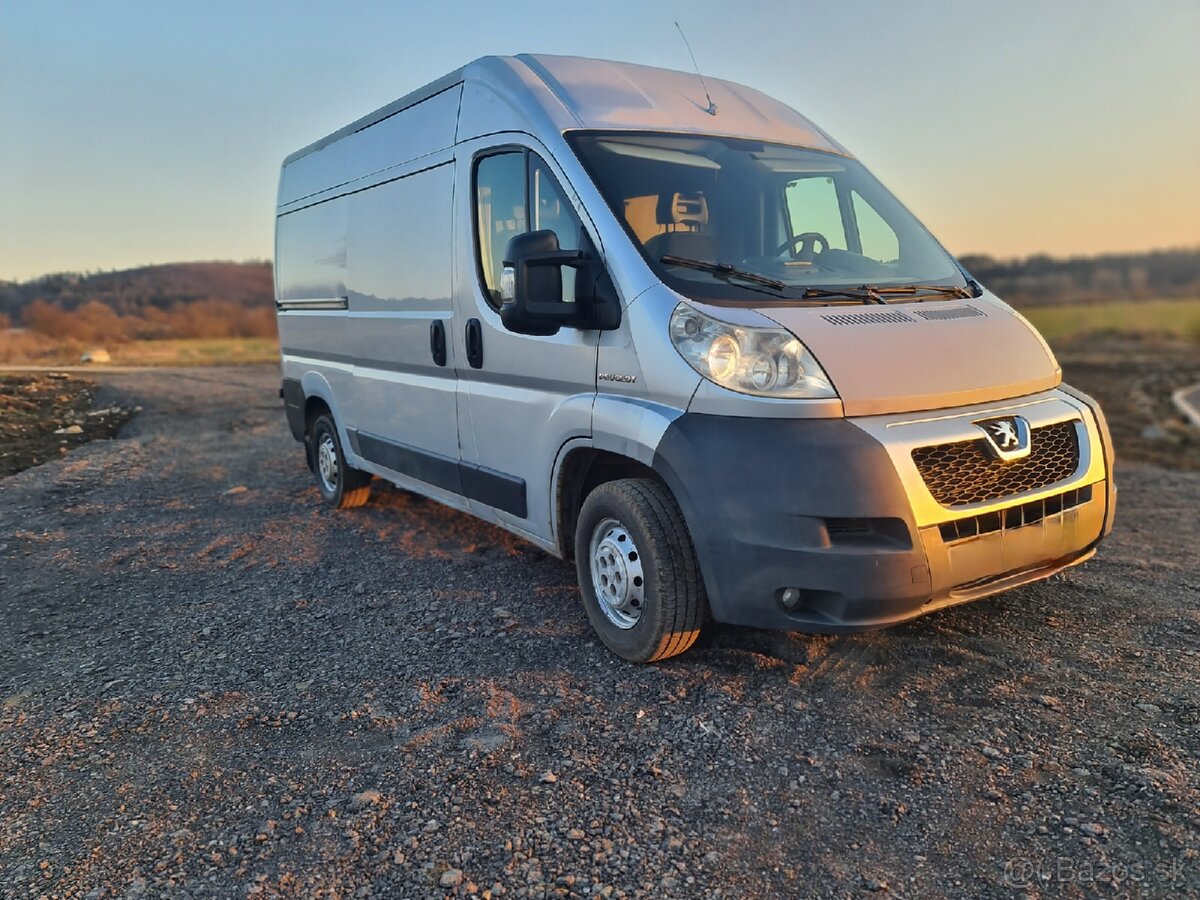 Predám dodávku Peugeot Boxer 2.2 D 88kw