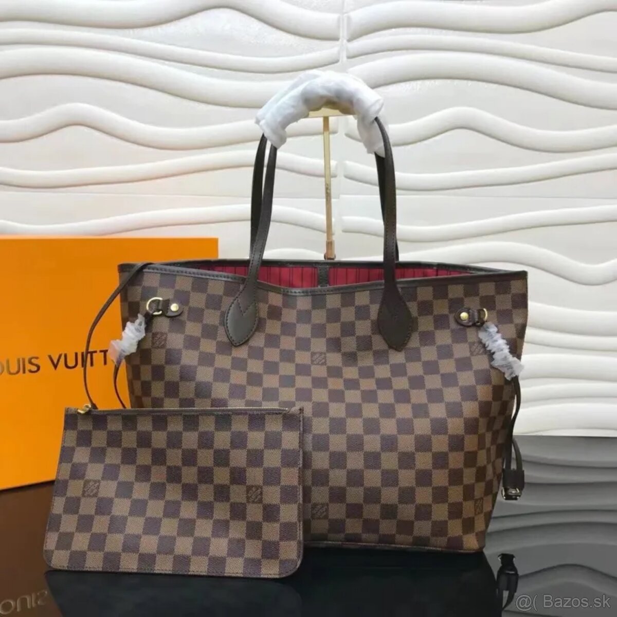 Louis Vuitton Neverfull