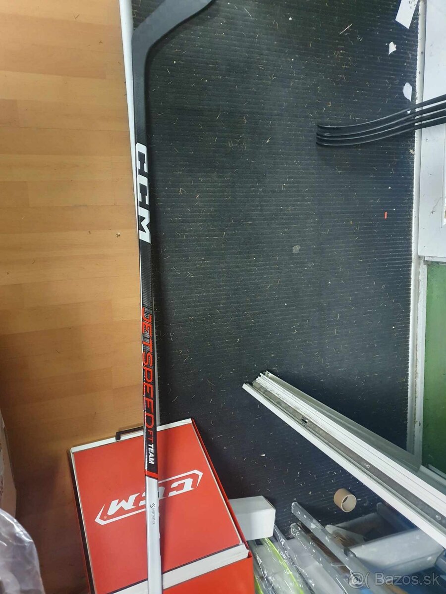 CCM JETSPEED TEAM pravacka 75 p29 nova