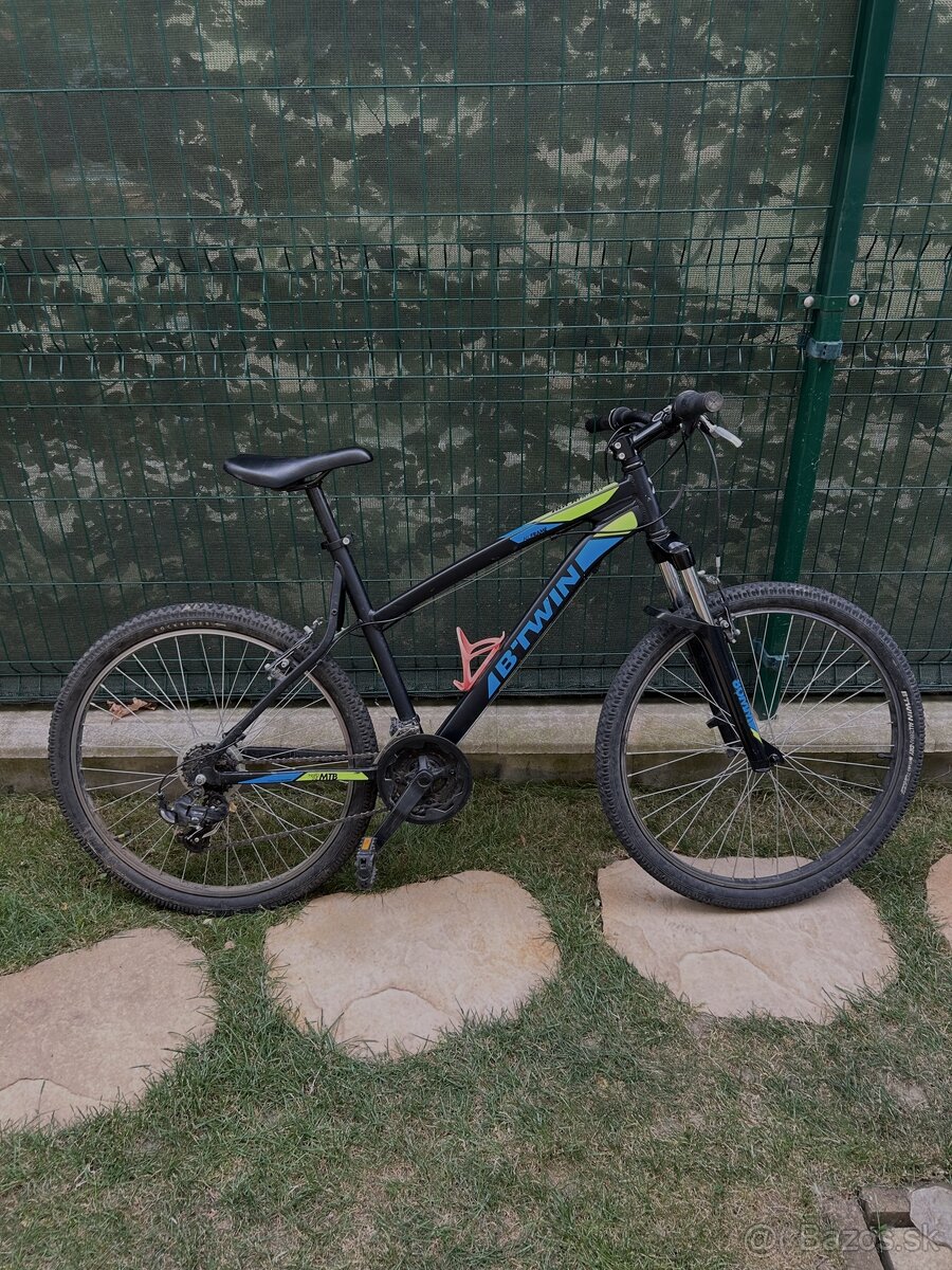 Predávam použitý horský bicykel b”twin rockrider 340