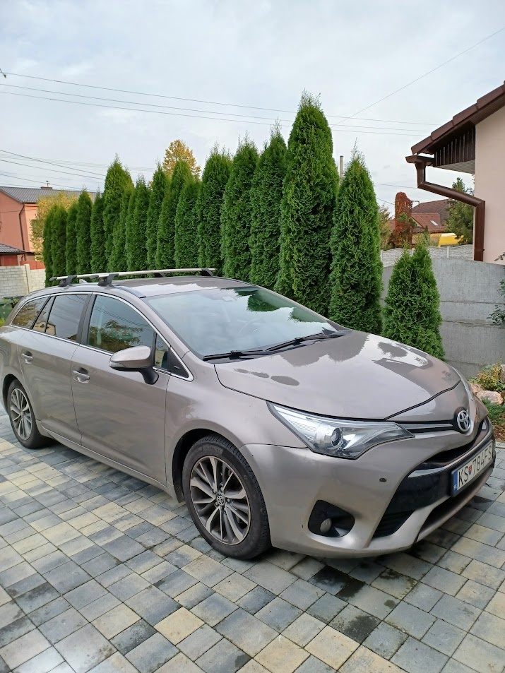 Toyota Avensis Combi 2.0 D-4D Business