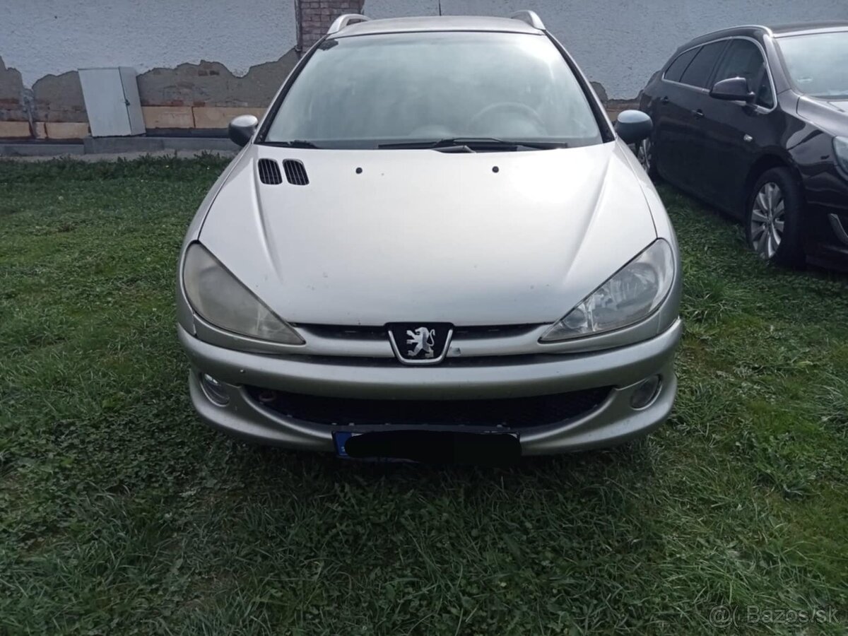 Rozpredám Plne Funkčný Peugeot 206SW 1.4HDI