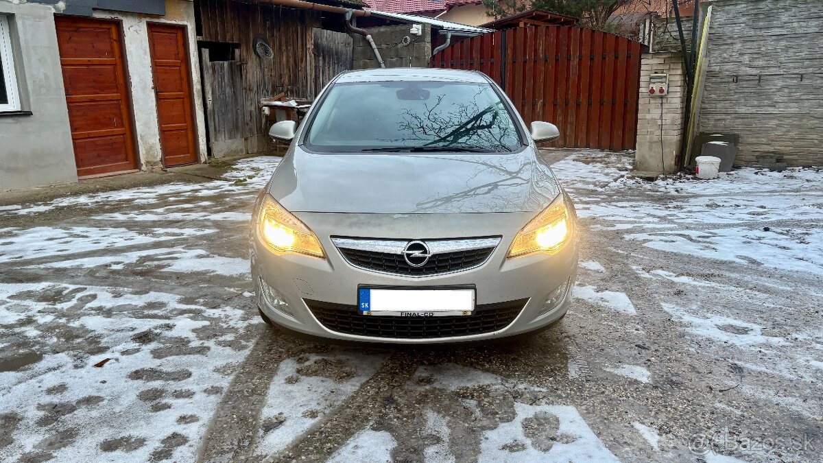 Opel Astra J 1.4 turbo 103kw