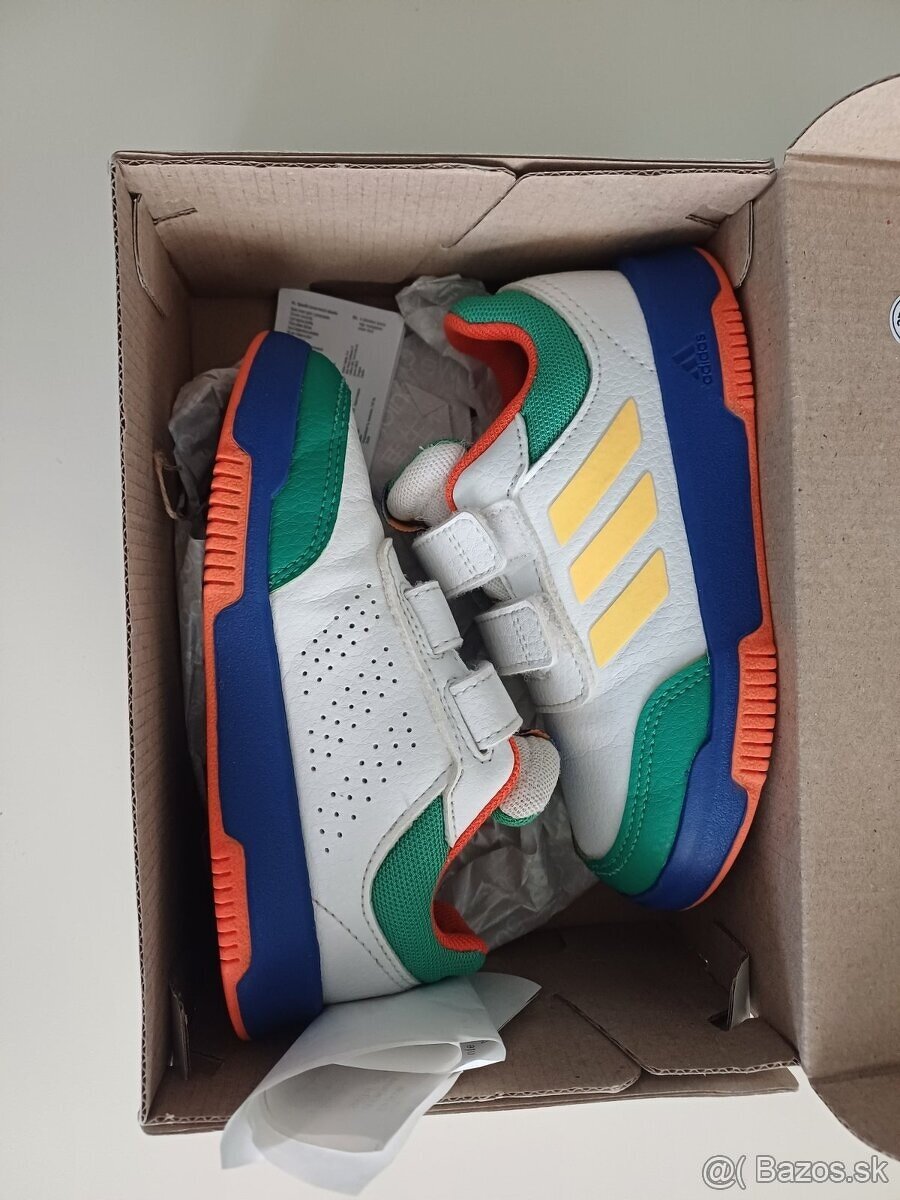 Tenisky Adidas veľ. 26