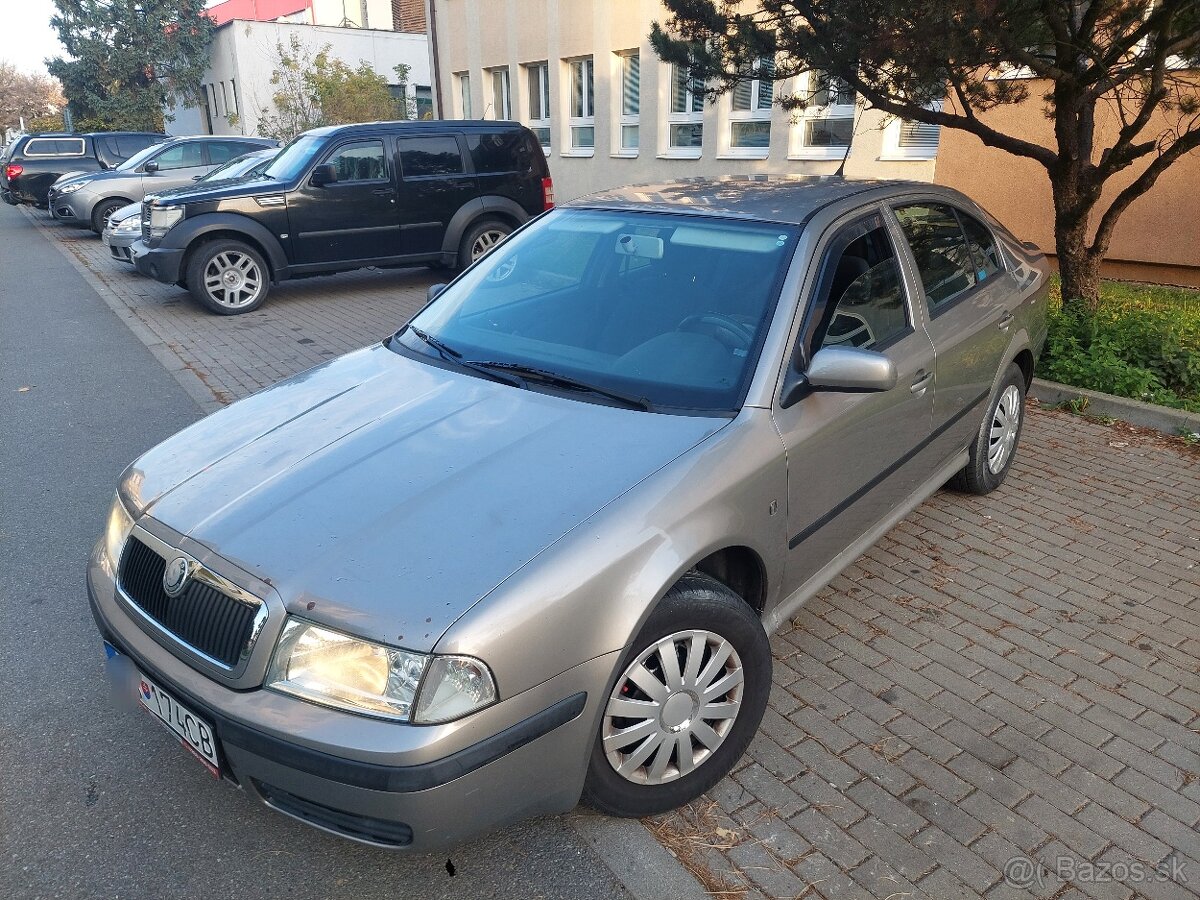 Škoda Octavia 1.6 TOUR