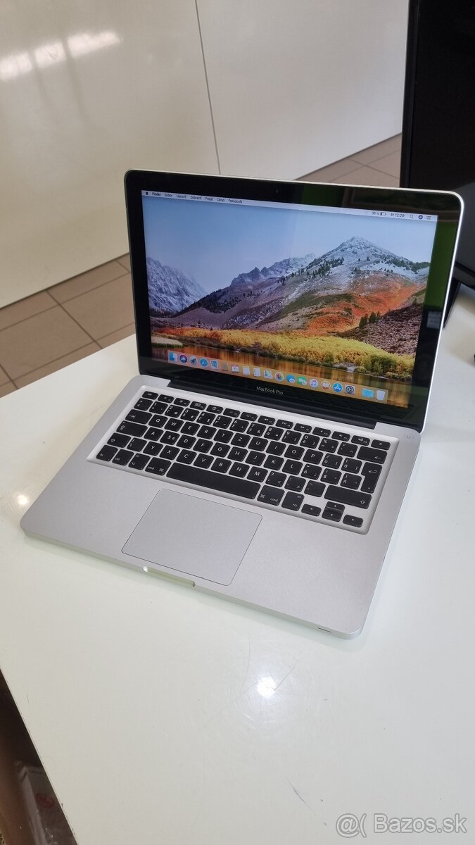 Apple Mac book Pro 2011