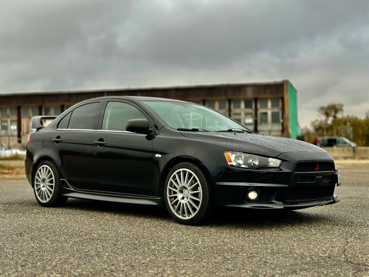 Mitsubishi lancer