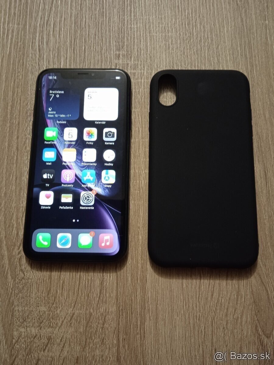 iPhone XR / 128GB čierny prasknutá zadná strana