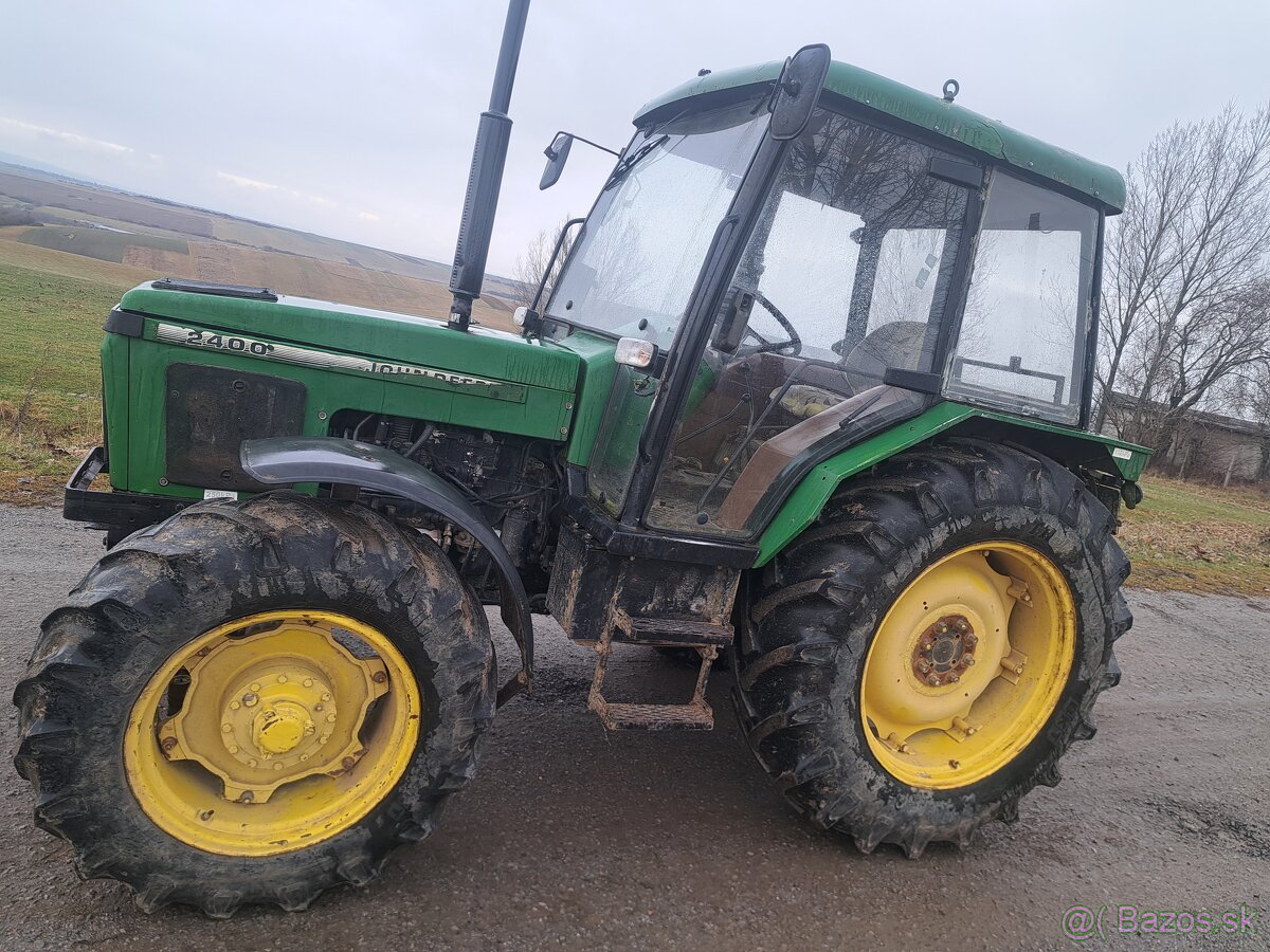 PREDAM TRAKTOR ZETOR 7340 V PREVEDENI JOHN DEERE