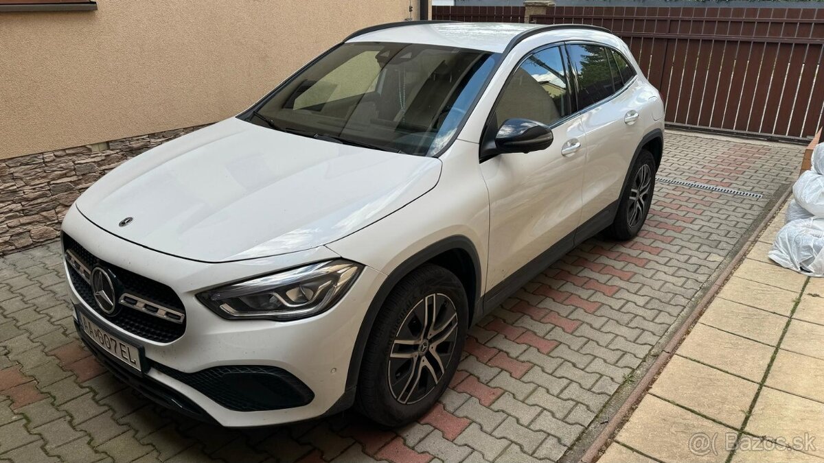 Mercedes-Benz GLA 200 D