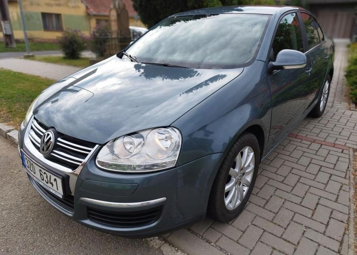 Volkswagen Jetta 1,9 TDI PRVNÍ MAJITEL nafta manuál 77 kw